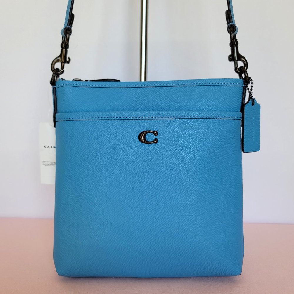 COACH Kitt Crossgrain Leather Messenger Crossbody- Pool ⭐